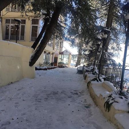 Hotel Le Talbot Shimla Exteriör bild